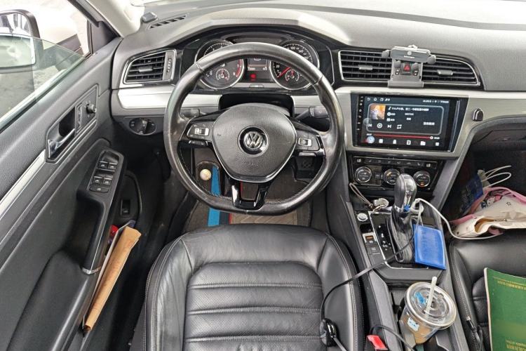 Used Volkswagen Lamando 2015 330TSI DSG Luxury Edition Steering Wheel