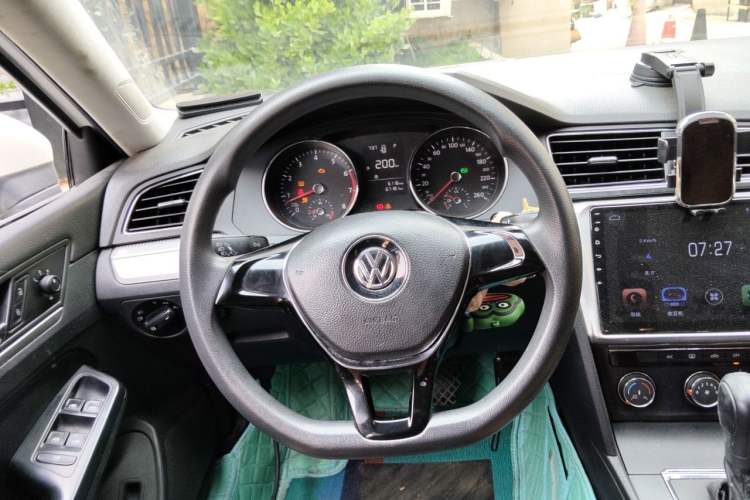 Used Volkswagen Lamando 2015 230TSI DSG Fashion Edition Steering Wheel