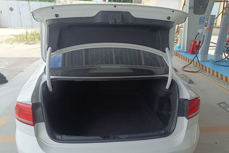 Used Volkswagen Lamando 2015 280TSI DSG Comfort Edition Trunk