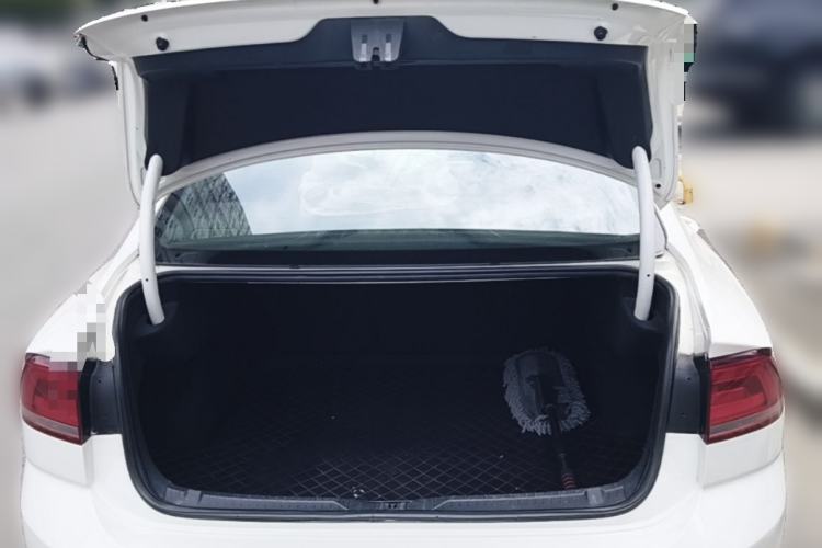 Used Volkswagen Lamando 2015 230TSI DSG Fashion Edition Trunk