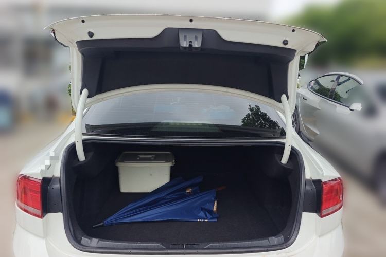 Used Volkswagen Lamando 2015 230TSI DSG Fashion Edition Trunk