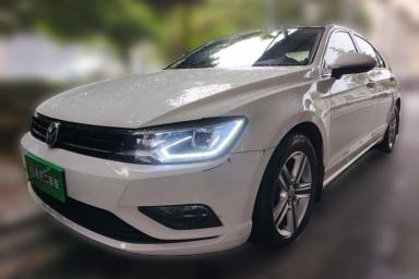 Used Volkswagen Lamando 2015 230TSI DSG Fashion Edition