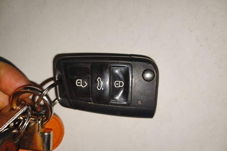 Used Volkswagen Lamando 2015 230TSI DSG Fashion Edition Vehicle Key