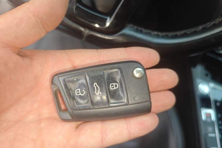 Used Volkswagen Lamando 2015 330TSI DSG Luxury Edition Vehicle Key