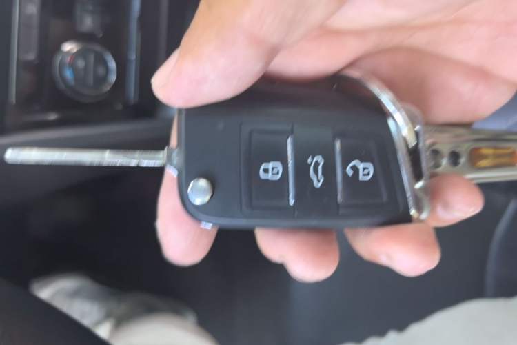 Used Volkswagen Lamando 2015 280TSI DSG Comfort Edition Vehicle Key