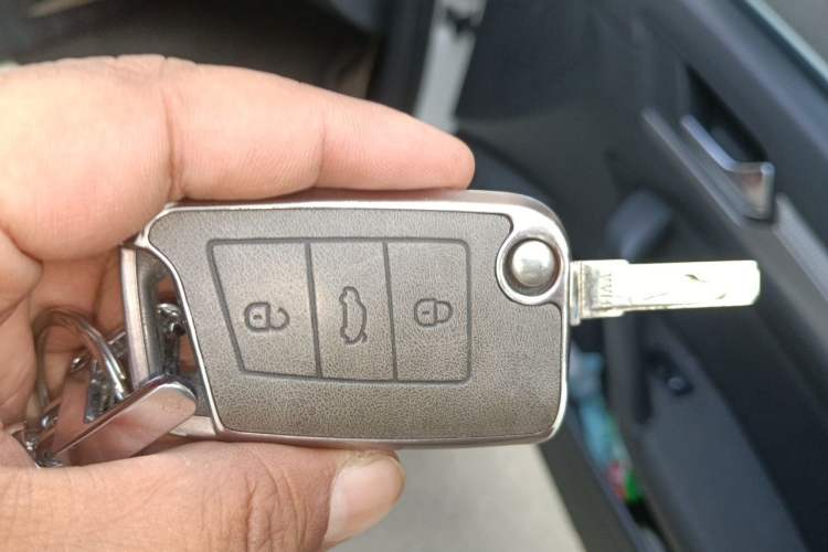 Used Volkswagen Lamando 2015 230TSI DSG Fashion Edition Vehicle Key
