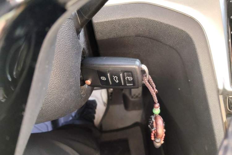 Used Volkswagen Lamando 2015 280TSI DSG Comfort Edition Vehicle Key