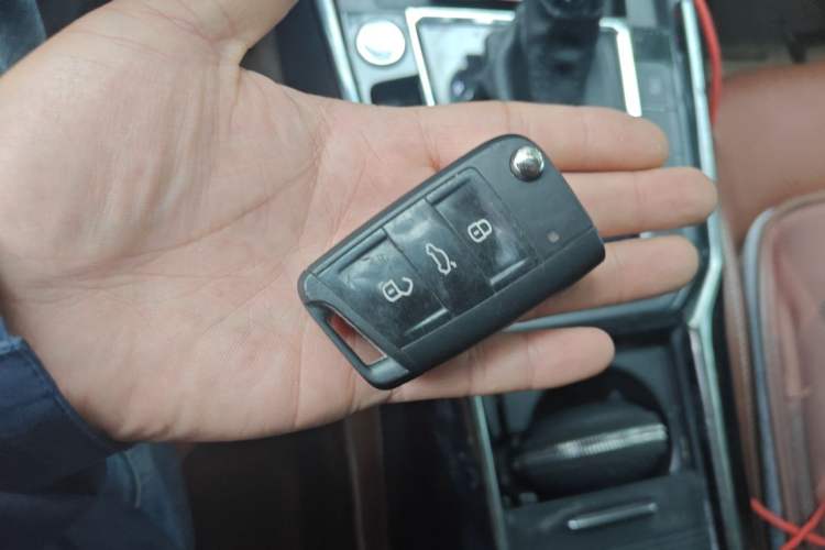 Used Volkswagen Lamando 2015 280TSI DSG Luxury Edition Vehicle Key