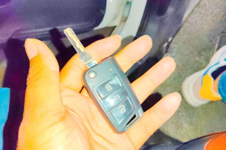Used Volkswagen Lamando 2015 280TSI DSG Comfort Edition Vehicle Key