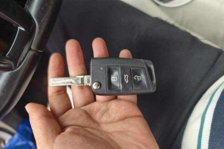 Used Volkswagen Lamando 2015 280TSI DSG Comfort Edition Vehicle Key