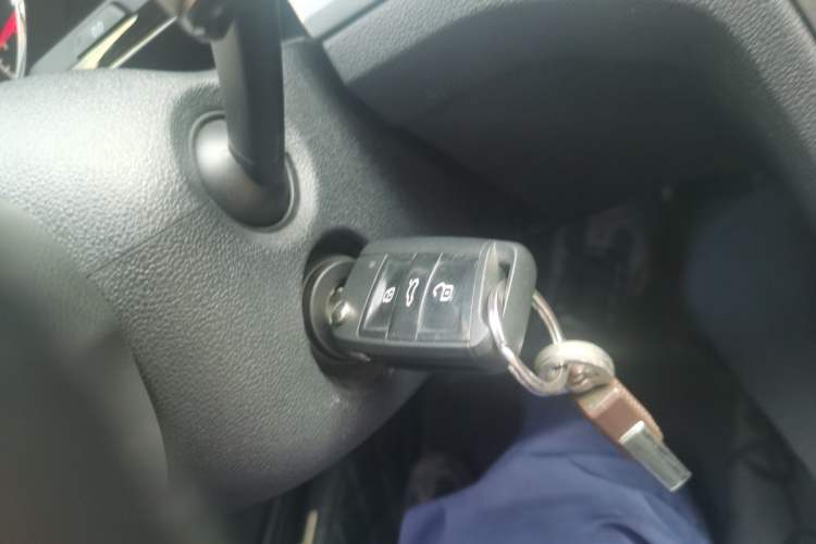 Used Volkswagen Lamando 2015 280TSI DSG Comfort Edition Vehicle Key