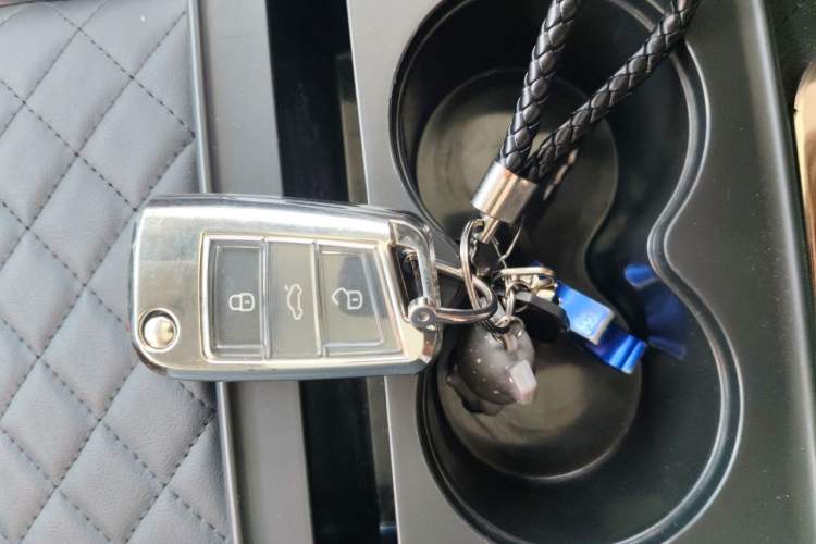 Used Volkswagen Lamando 2015 280TSI DSG Luxury Edition Vehicle Key