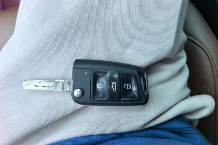 Used Volkswagen Lamando 2015 230TSI DSG Fashion Edition Vehicle Key