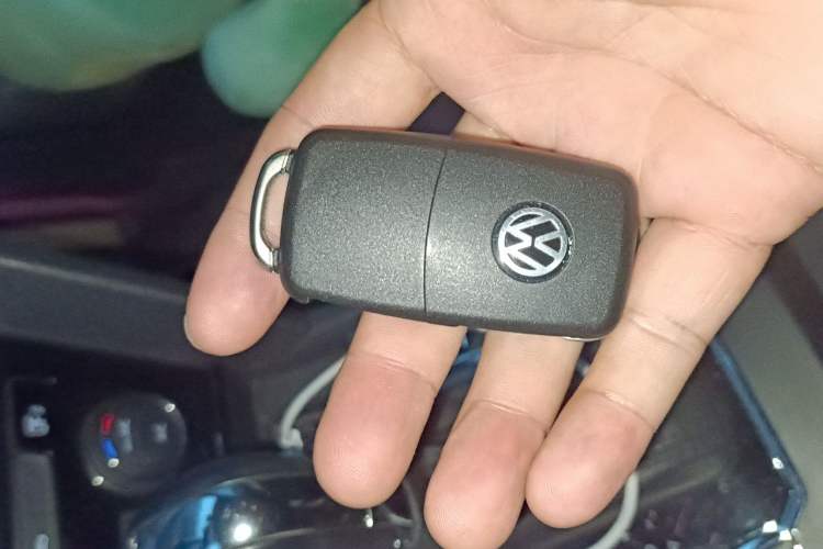 Used Volkswagen Lamando 2015 280TSI DSG Comfort Edition Vehicle Key