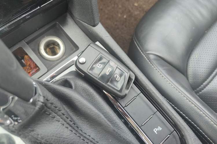 Used Volkswagen Lamando 2015 280TSI DSG Luxury Edition Vehicle Key