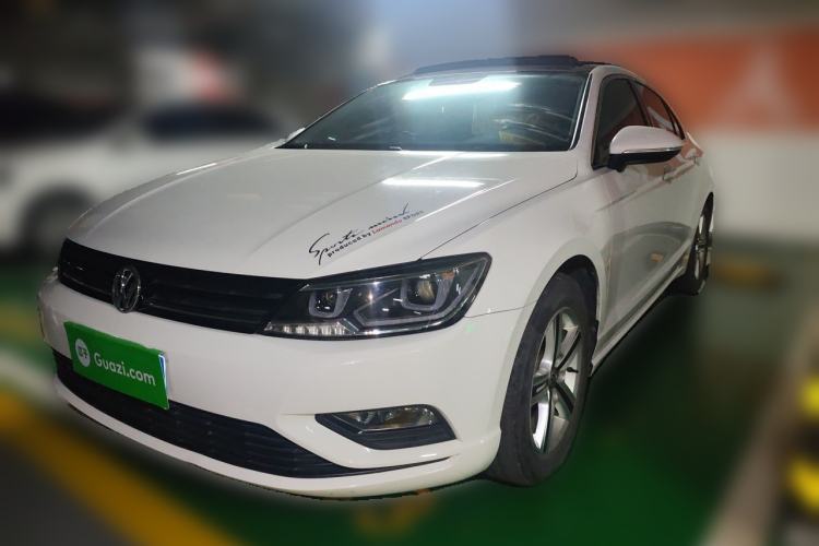 Used Volkswagen Lamando 2015 230TSI DSG Fashion Edition Guazi used car, China used car export, Used car for sale, Used cars, Cheapest cars for sale