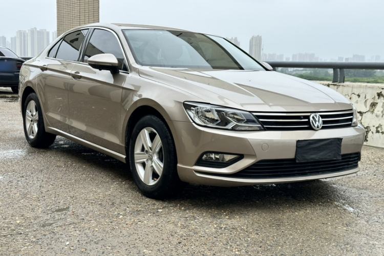 Used Volkswagen Lamando 2015 230TSI DSG Fashion Edition Exterior 5