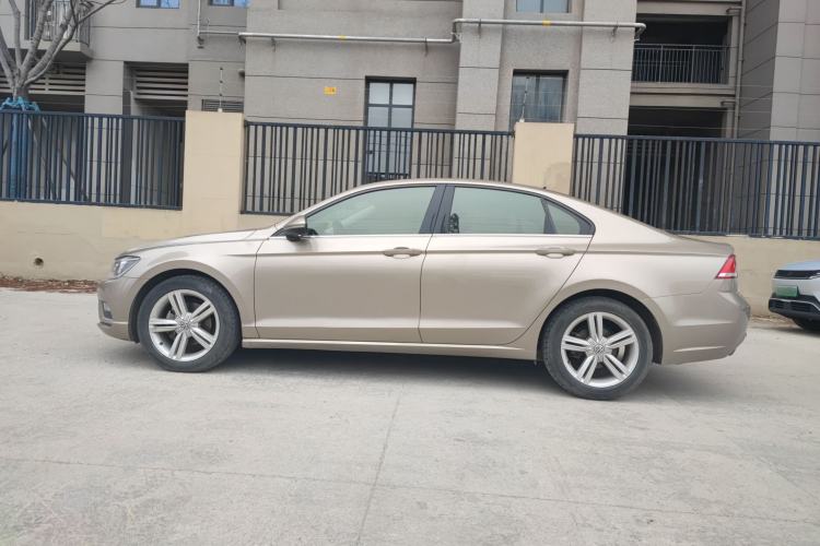 Used Volkswagen Lamando 2015 280TSI Manual Comfort Edition Exterior 5