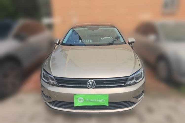 Used Volkswagen Lamando 2015 230TSI DSG Fashion Edition Front