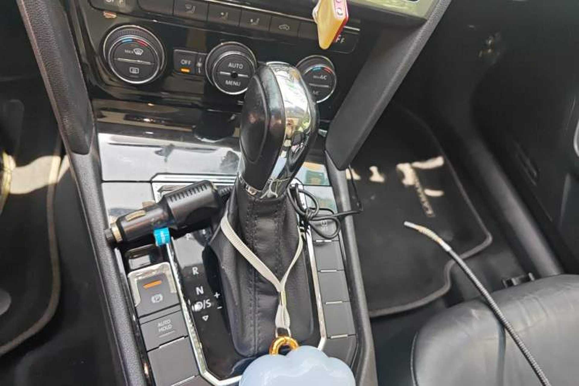 Used Volkswagen Lamando 2015 280TSI DSG Comfort Edition Gear Lever