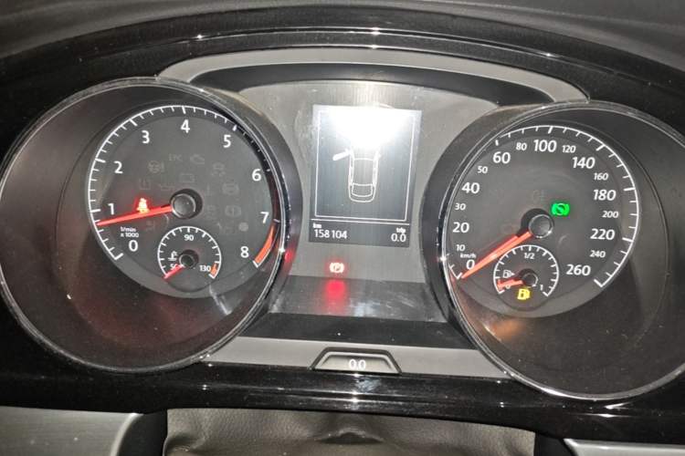 Used Volkswagen Lamando 2015 280TSI DSG Comfort Edition Instrument Cluster