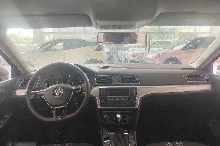 Used Volkswagen Lamando 2015 230TSI DSG Fashion Edition Interior 1