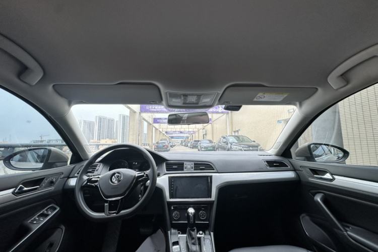 Used Volkswagen Lamando 2015 230TSI DSG Fashion Edition Interior 10