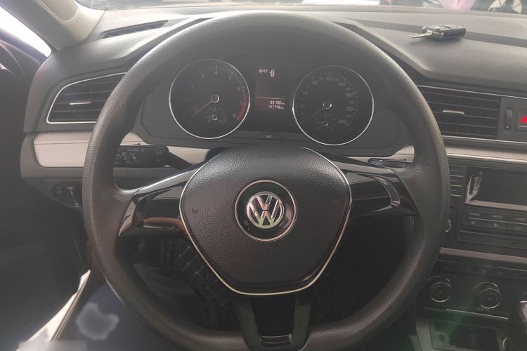 Used Volkswagen Lamando 2015 230TSI DSG Fashion Edition Interior 2