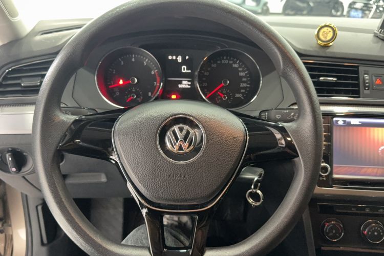 Used Volkswagen Lamando 2015 230TSI DSG Fashion Edition Interior 5