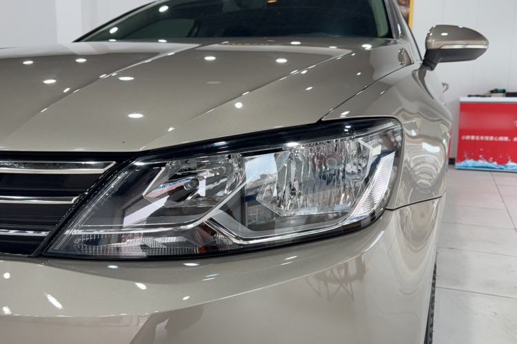 Used Volkswagen Lamando 2015 230TSI DSG Fashion Edition Left Front Headlight