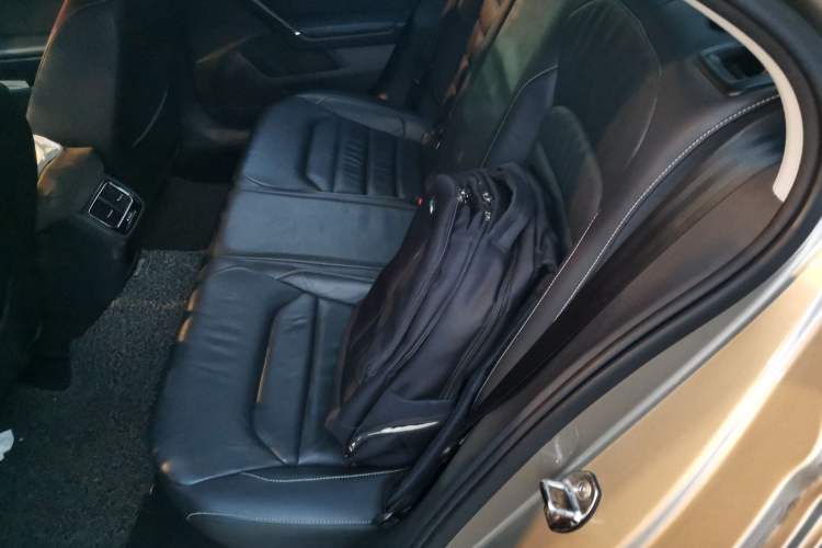 Used Volkswagen Lamando 2015 280TSI DSG Comfort Edition Left Rear Seat