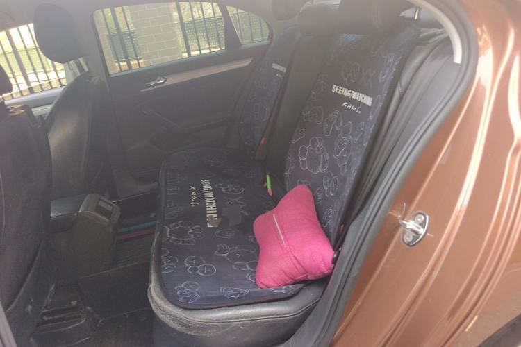 Used Volkswagen Lamando 2015 230TSI DSG Fashion Edition Left Rear Seat