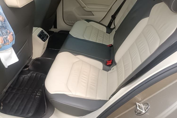 Used Volkswagen Lamando 2015 280TSI DSG Comfort Edition Left Rear Seat