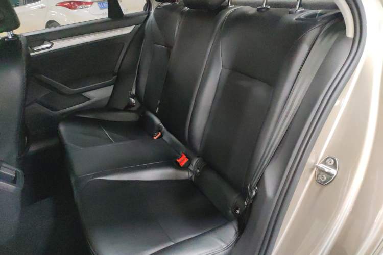 Used Volkswagen Lamando 2015 230TSI Manual Trend Edition Left Rear Seat