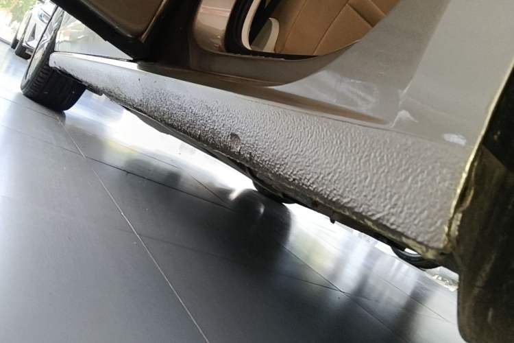 Used Volkswagen Lamando 2015 280TSI DSG Luxury Edition Left Side Sill