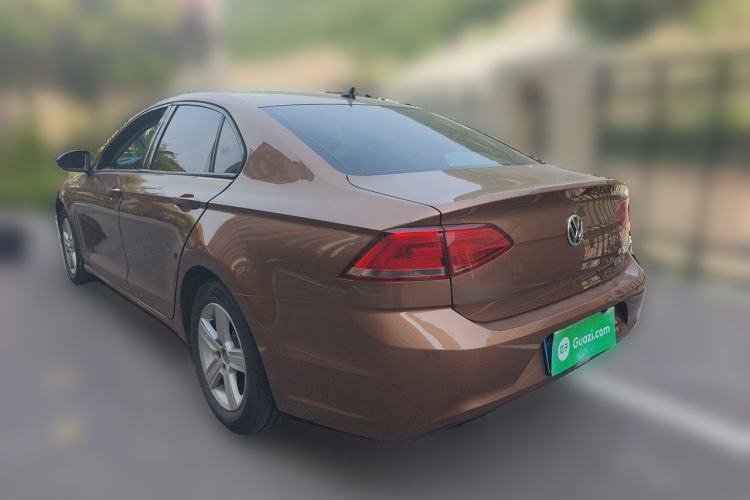 Used Volkswagen Lamando 2015 230TSI DSG Fashion Edition Rear Left 45 Deg