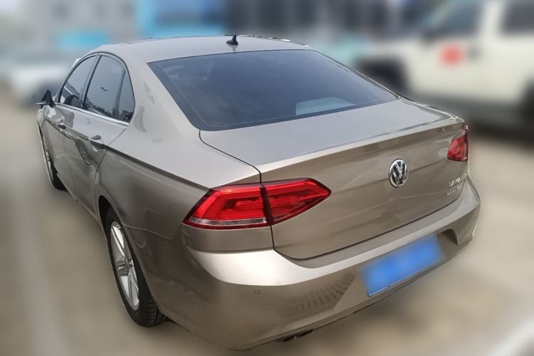 Used Volkswagen Lamando 2015 280TSI DSG Comfort Edition Rear Left 45 Deg