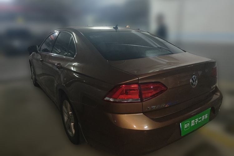 Used Volkswagen Lamando 2015 230TSI Manual Trend Edition Rear Left 45 Deg