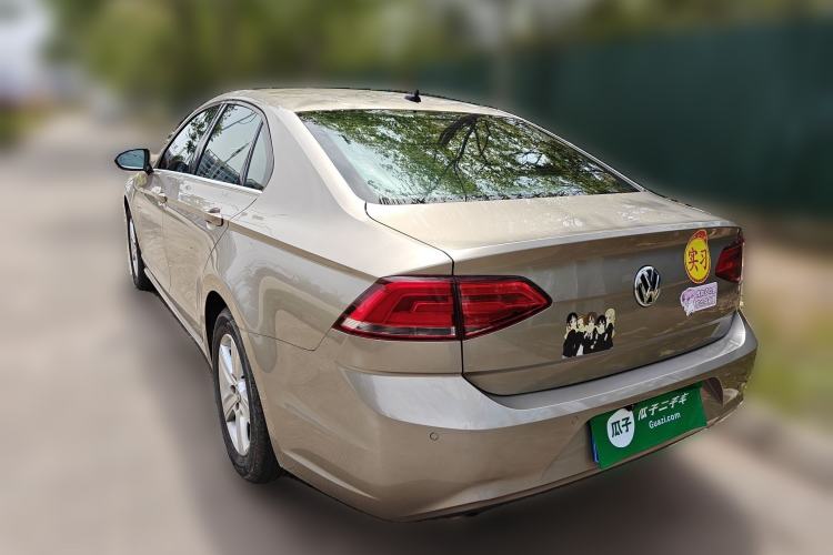 Used Volkswagen Lamando 2015 230TSI DSG Fashion Edition Rear Left 45 Deg