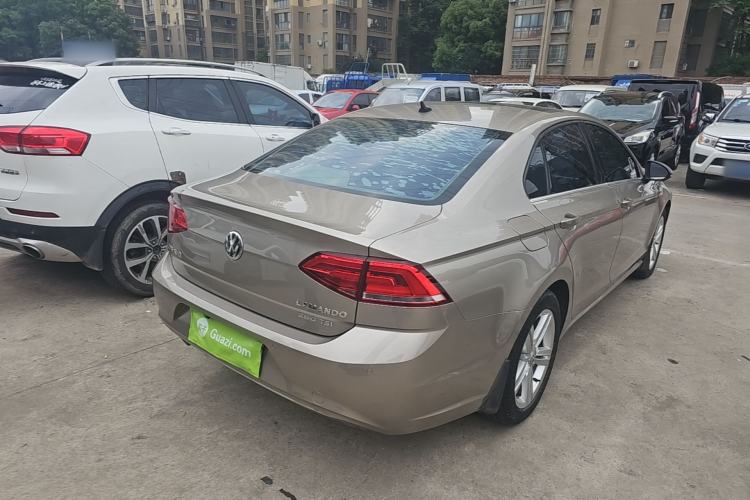 Used Volkswagen Lamando 2015 280TSI Manual Comfort Edition Rear Right 45 Deg