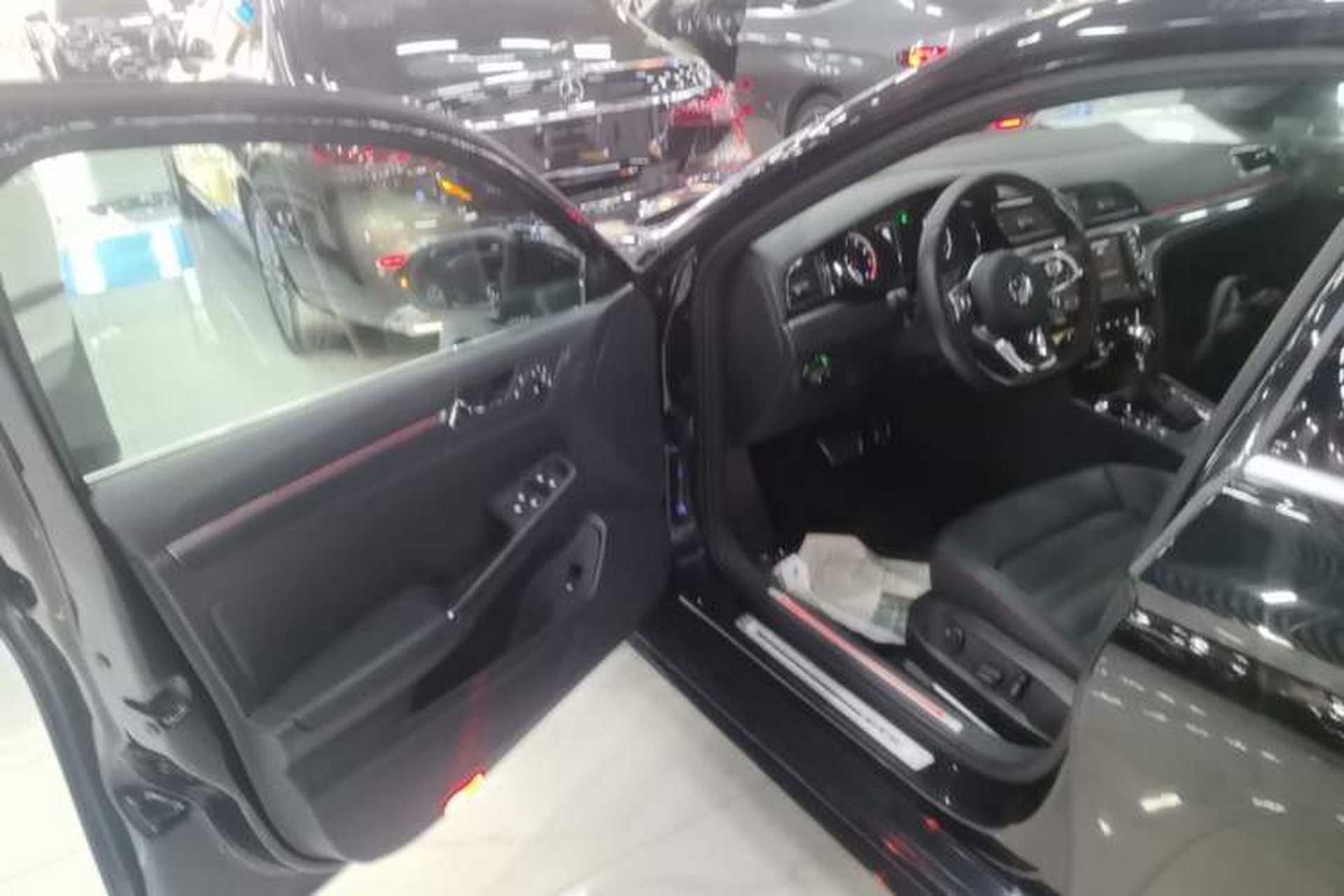 Used Volkswagen Lamando 2017 2.0T GTS Driver Seat