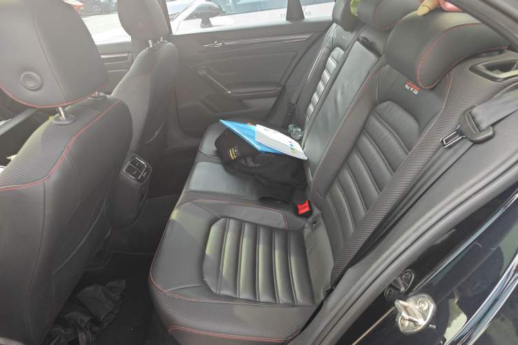 Used Volkswagen Lamando 2017 2.0T GTS Interior 4