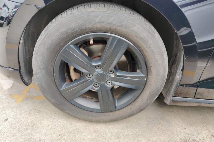 Used Volkswagen Lamando 2017 230TSI DSG Fashion Edition Left Front Wheel Hub