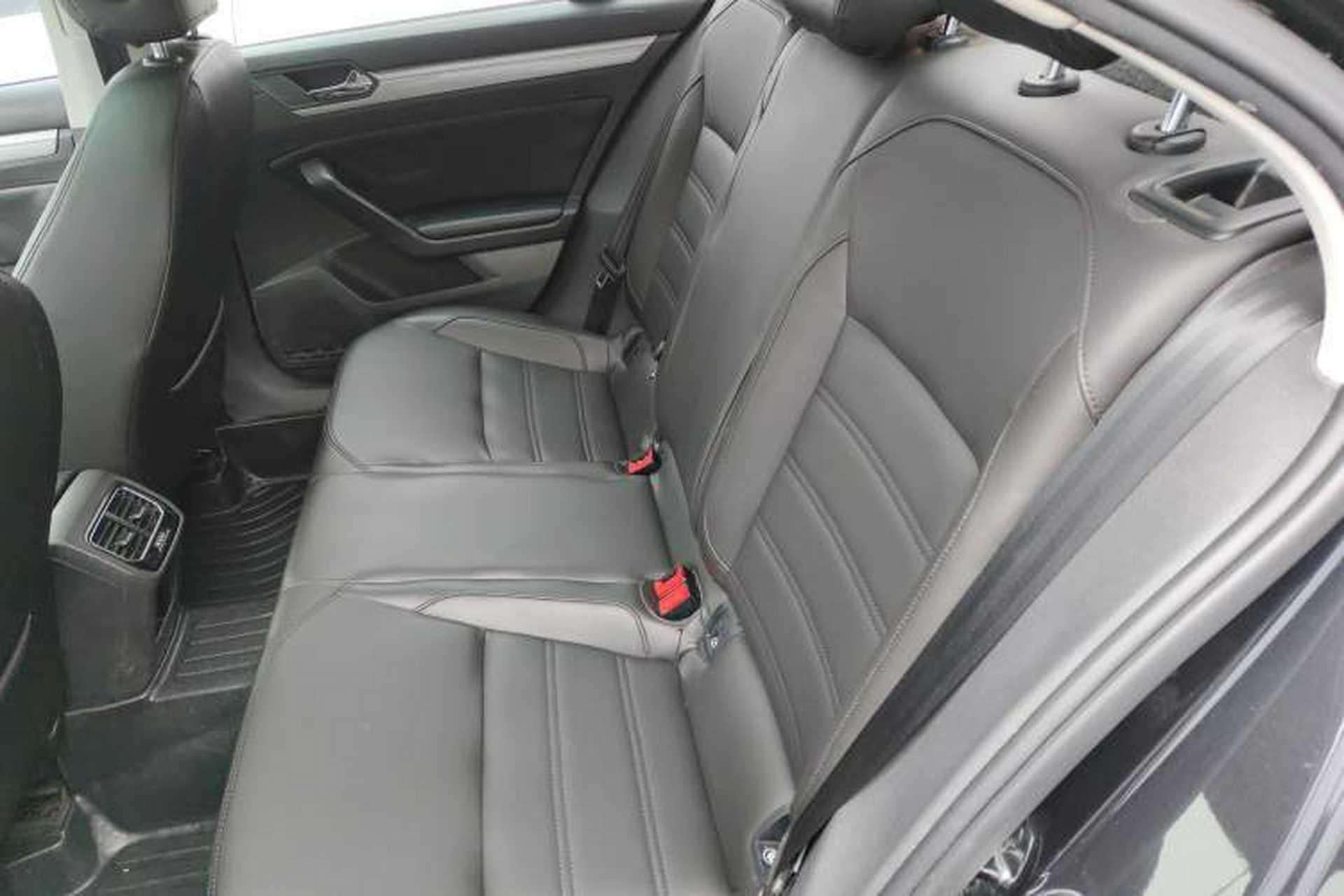 Used Volkswagen Lamando 2017 230TSI DSG Fashion Edition Left Rear Seat