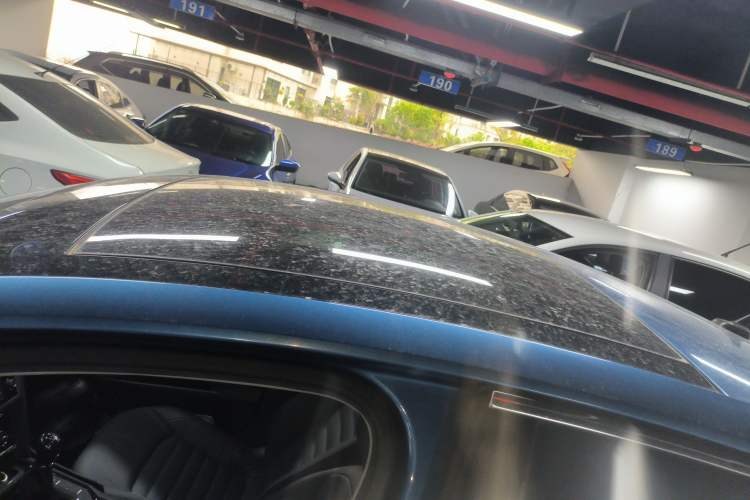 Used Volkswagen Lamando 2017 280TSI Manual Comfort Edition Roof