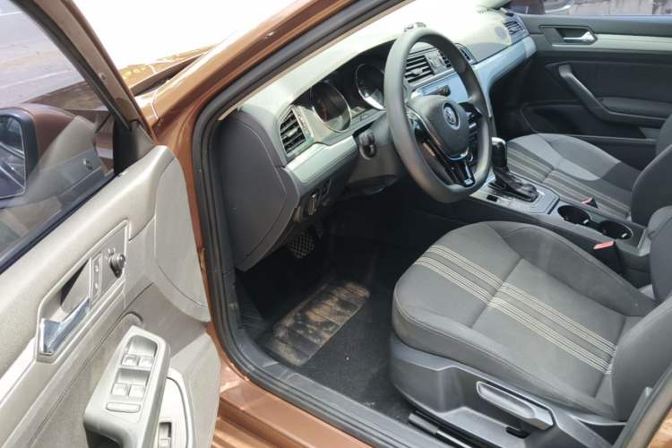 Used Volkswagen Lamando 2017 230TSI DSG Fashion Edition Driver Seat