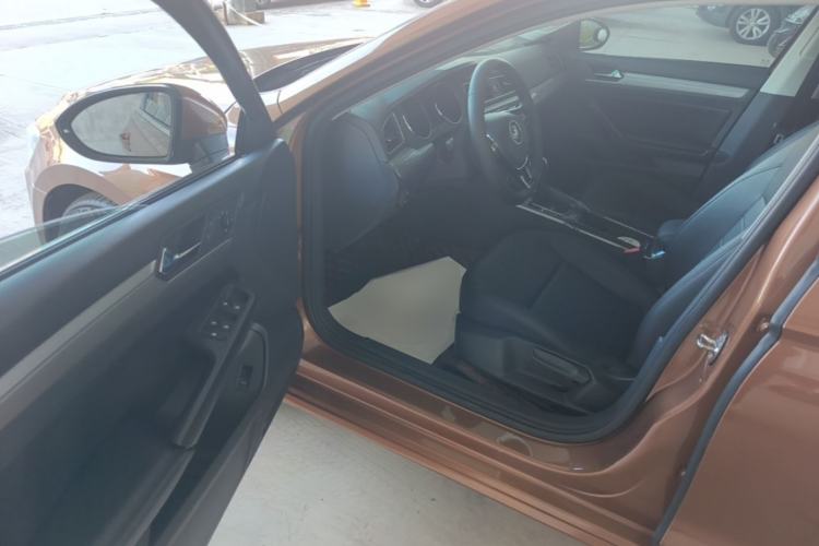 Used Volkswagen Lamando 2017 230TSI DSG Fashion Edition Driver Seat