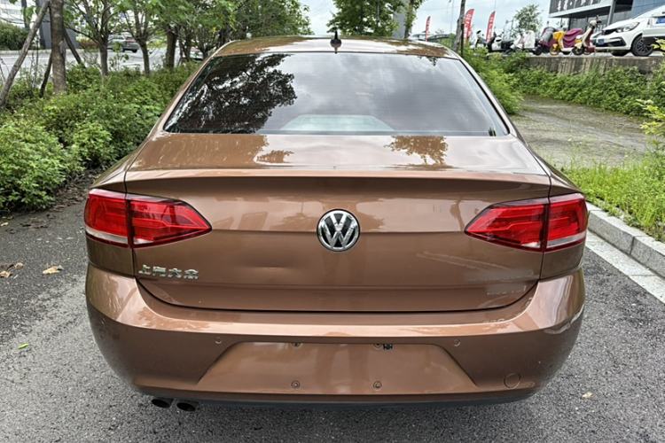 Used Volkswagen Lamando 2017 230TSI DSG Fashion Edition Exterior 3