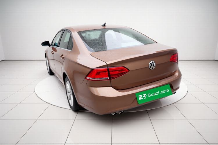 Used Volkswagen Lamando 2017 280TSI DSG Comfort Edition Exterior 3