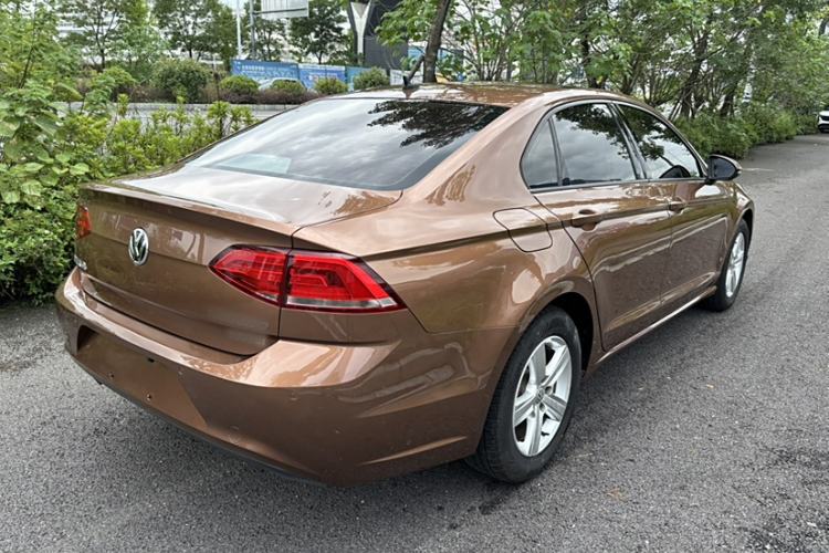 Used Volkswagen Lamando 2017 230TSI DSG Fashion Edition Exterior 4